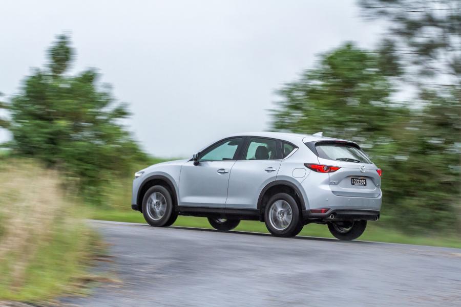  Mazda CX-5 Touring 2017 года  (AU) (фото 18 из 23)